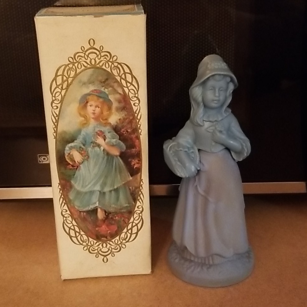 $5 MUST BE BUNDLED WITH 2 OTHER ITEMS! Avon Little Girl Blue